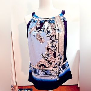 White House Black Market Blue Floral Keyhole Blouse size 8